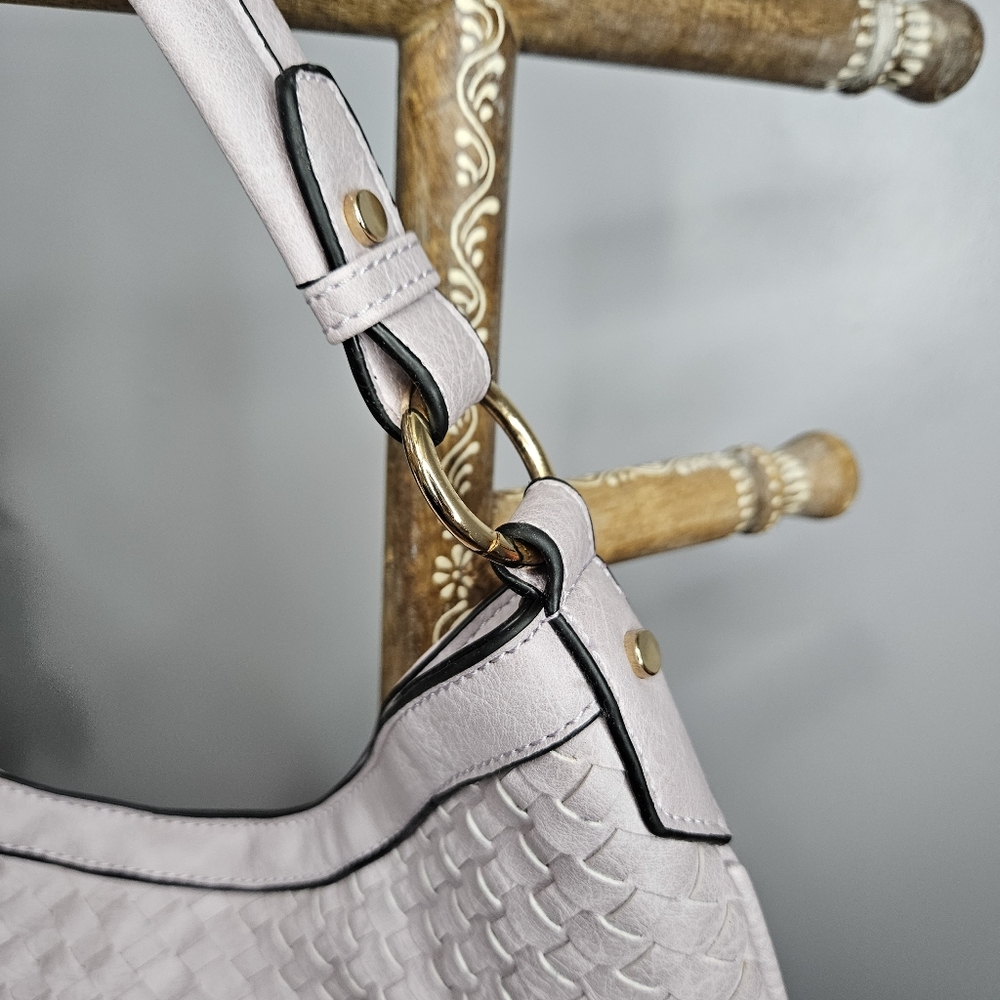 Isabelle Vegan Leather Woven Lavender Purse New - Picture 4 of 10